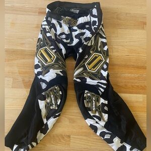 Shift Rise Against Black and White Pants
